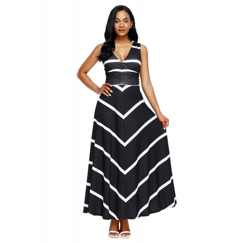 Black V Neck Cut out Back Printed Maxi Dress - from category Maxi Dresses (Dsipark.com | Best Online Shopping Website for Discounted Deals)